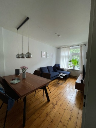 Untermiete (2 Monate) 3-Zimmer Wohnung in Winterhude