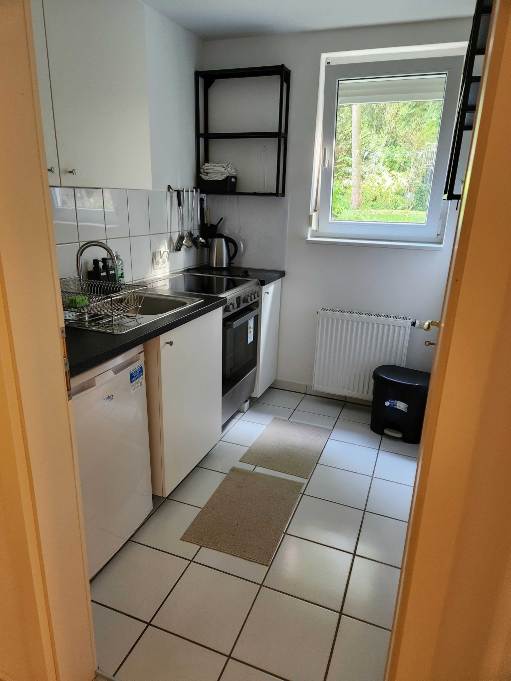 Vollmöblierte, schöne 1-Zimmerwohnung in sehr ruhiger Lage – 60320 Frankfurt am Main Dornbusch – Vorschaubild 4