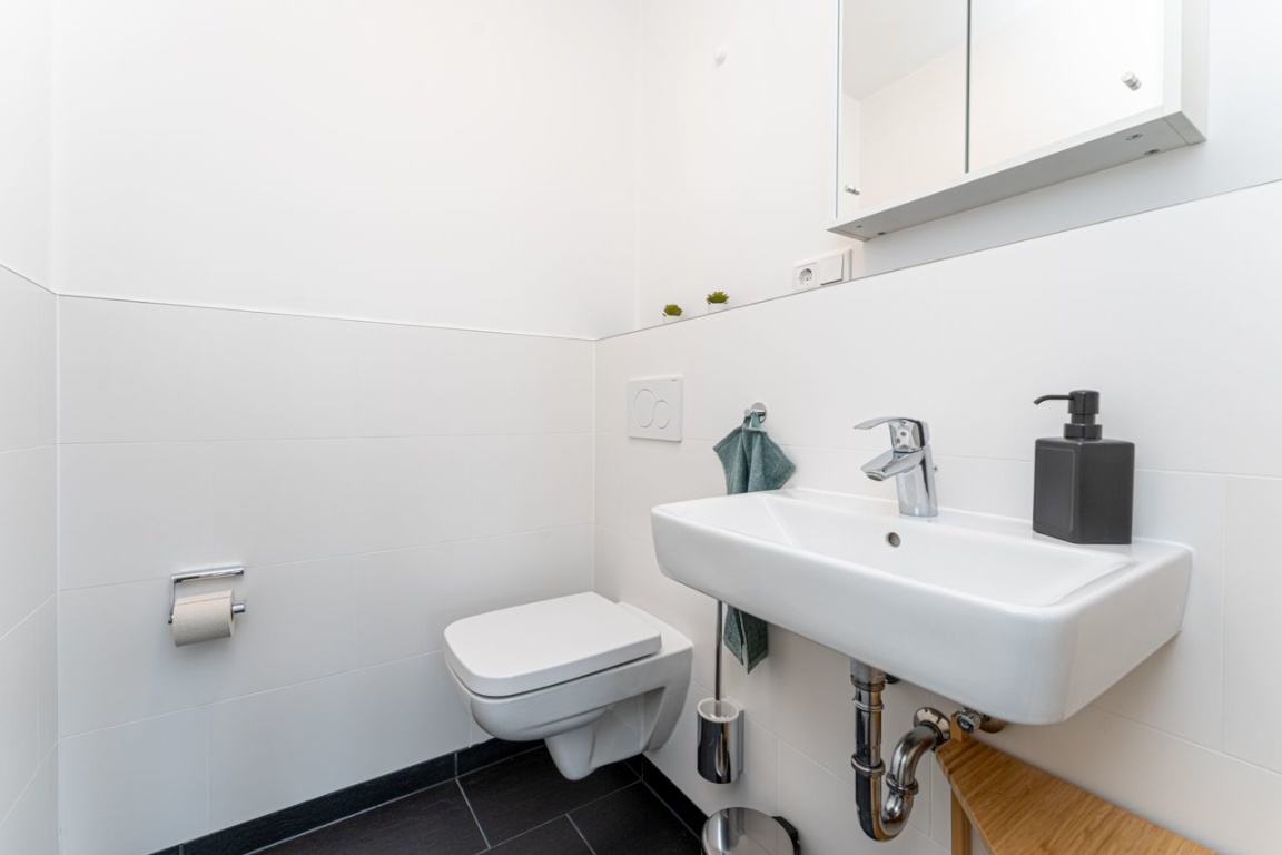 Möbliertes WG-Zimmer mit Anmeldung & All-inclusive-Miete – 13189 Berlin Pankow – Vorschaubild 7