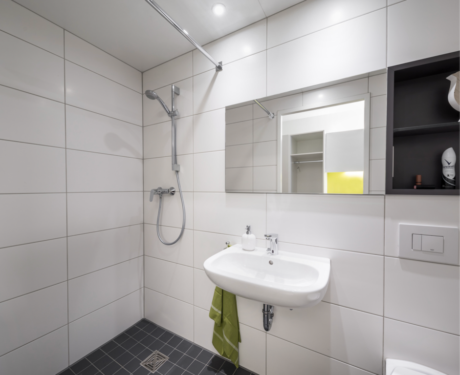 Zentrales Einzel-Apartment in einem Studentenwohnheim – 97070 Würzburg Altstadt – Vorschaubild 3