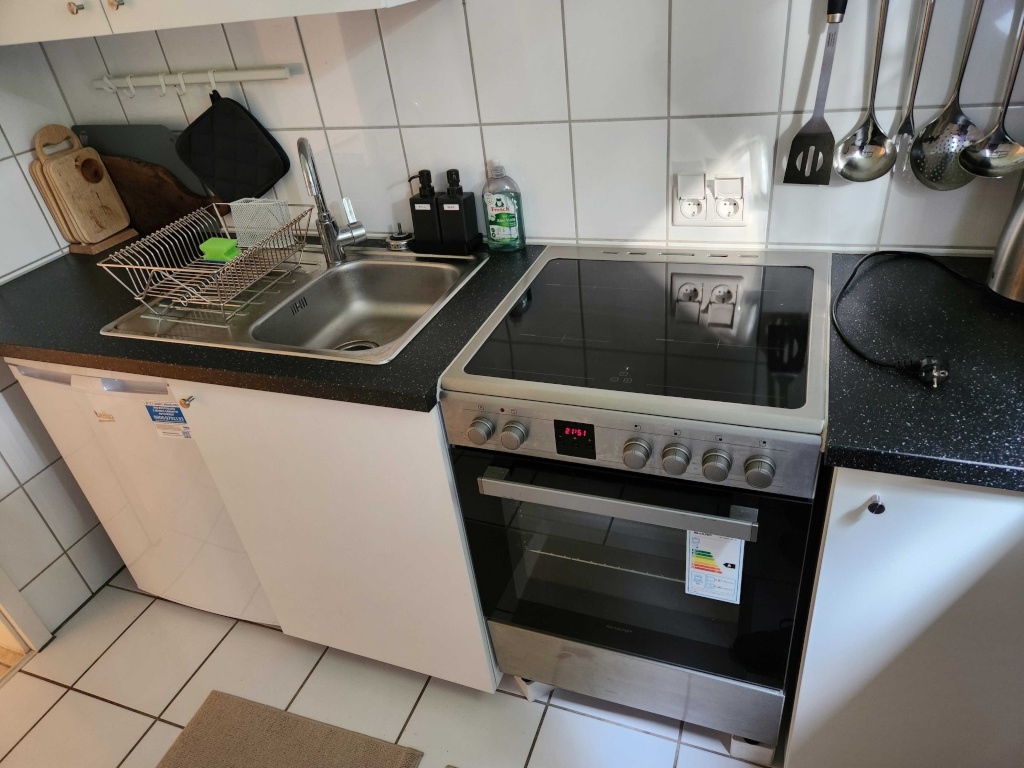 Vollmöblierte, schöne 1-Zimmerwohnung in sehr ruhiger Lage – 60320 Frankfurt am Main Dornbusch – Vorschaubild 6