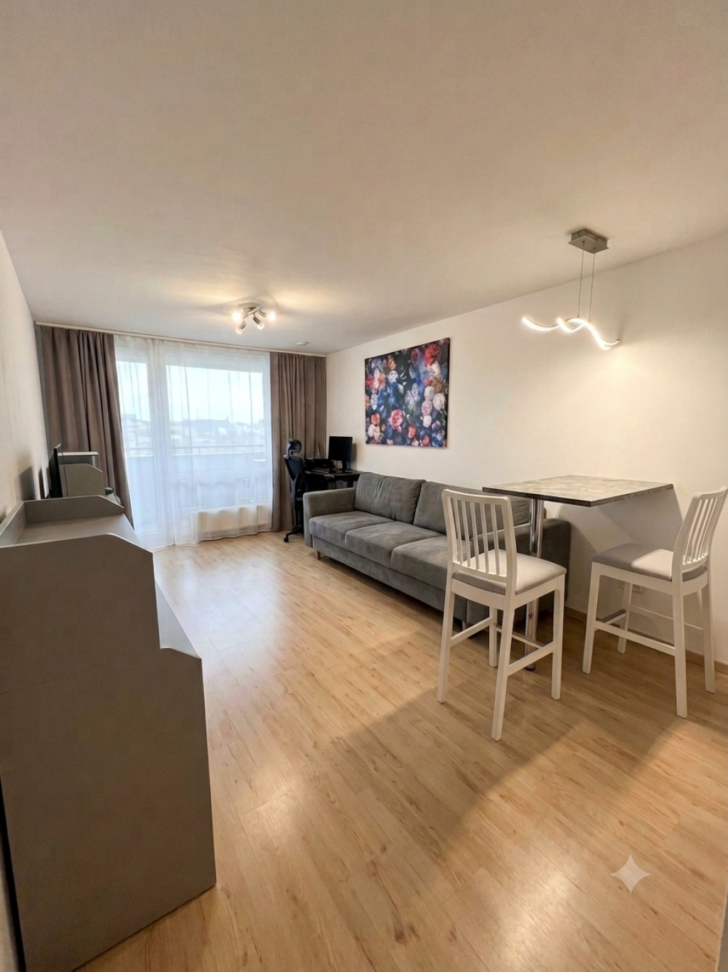 Helle, ruhige 2-Zimmer-Wohnung mit großem Balkon in Bestlage (Schleißheimer Str. 257) – 80809 München Milbertshofen-Am Hart – Vorschaubild 5