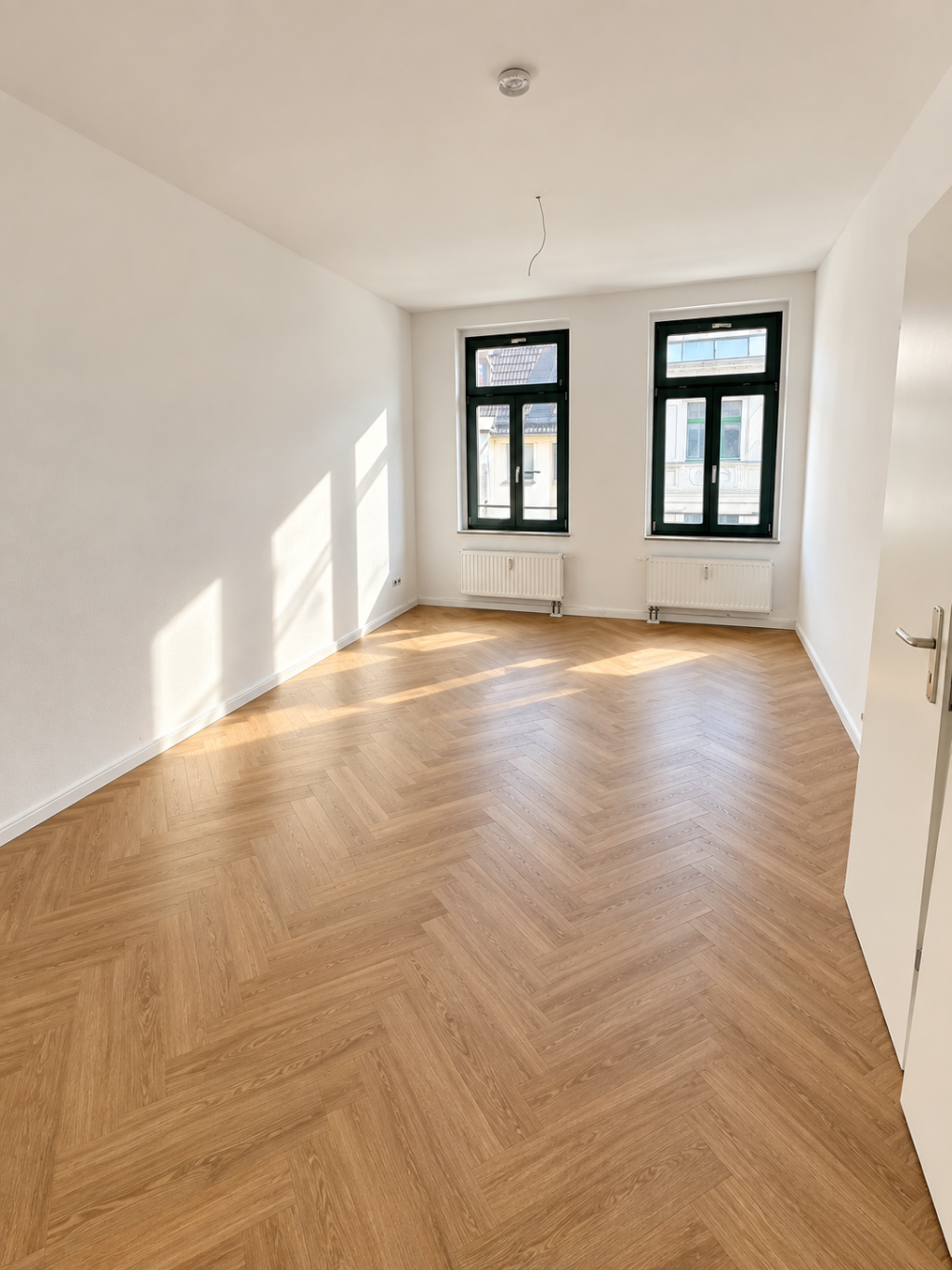 Schöne renovierte Wohnung in ruhiger Lage (direkt einzugsbereit) – 4299 Leipzig Stötteritz – Vorschaubild 2