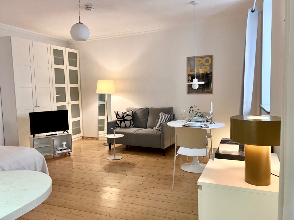 Wohnen auf Zeit: schöne Wohnung nahe Viktualienmarkt – 80469 München Altstadt-Lehel – Vorschaubild 3