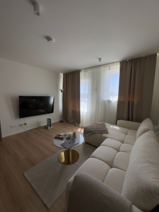 Modern möblierte Neubauwohnung mit Wasserblick, ab 01.10.2026 bis 01.12.2026. verlängerung möglich — photo 1