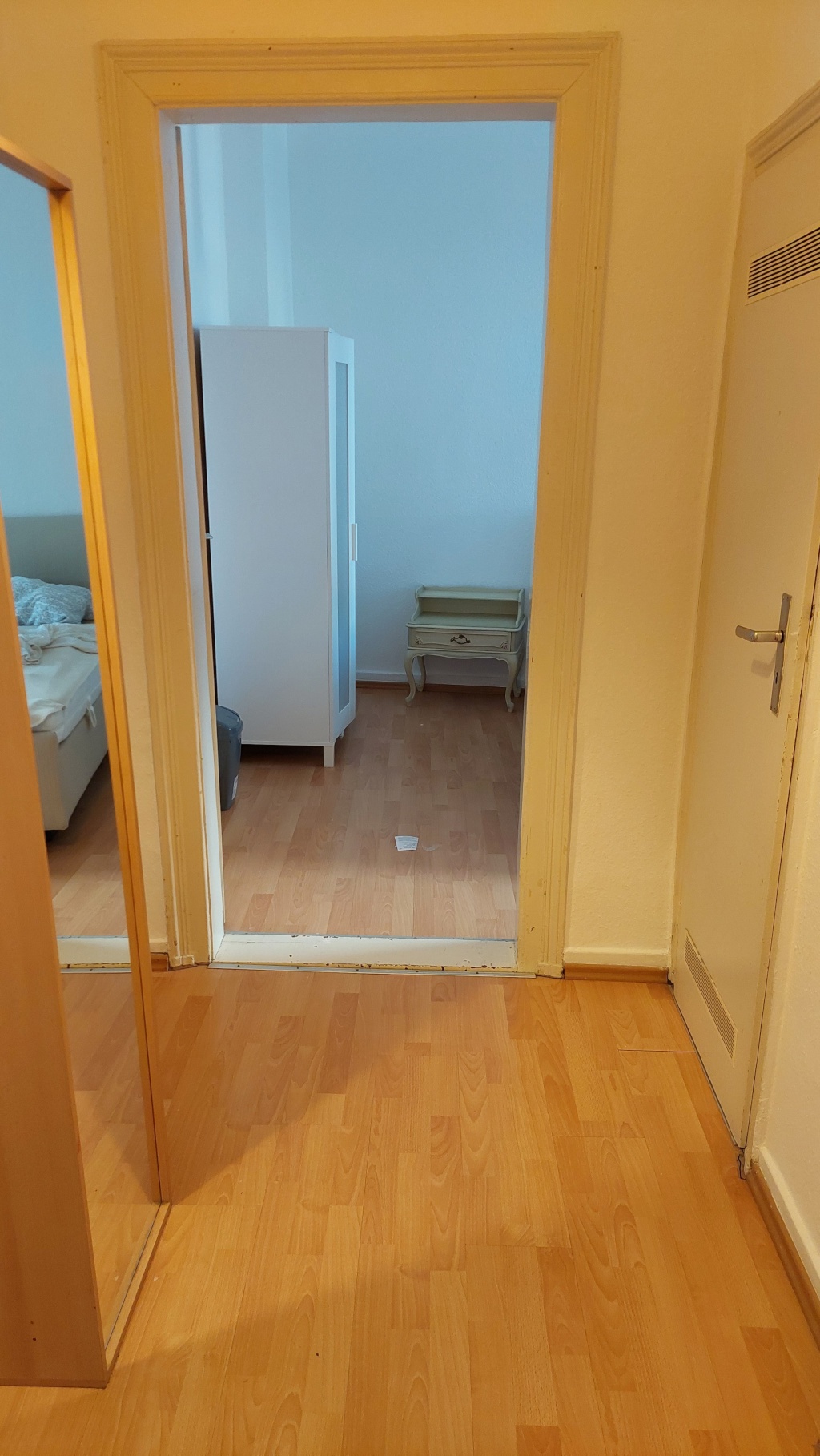 MM 14-1Zimmer, Küche, Bad-beste Lage – 60594 Frankfurt am Main Sachsenhausen – Vorschaubild 6