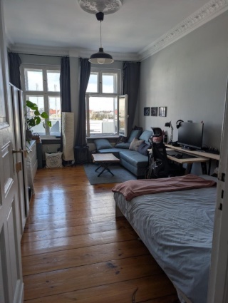 Altbau WG-Zimmer in Moabit (Nähe von Berliner Hbf)