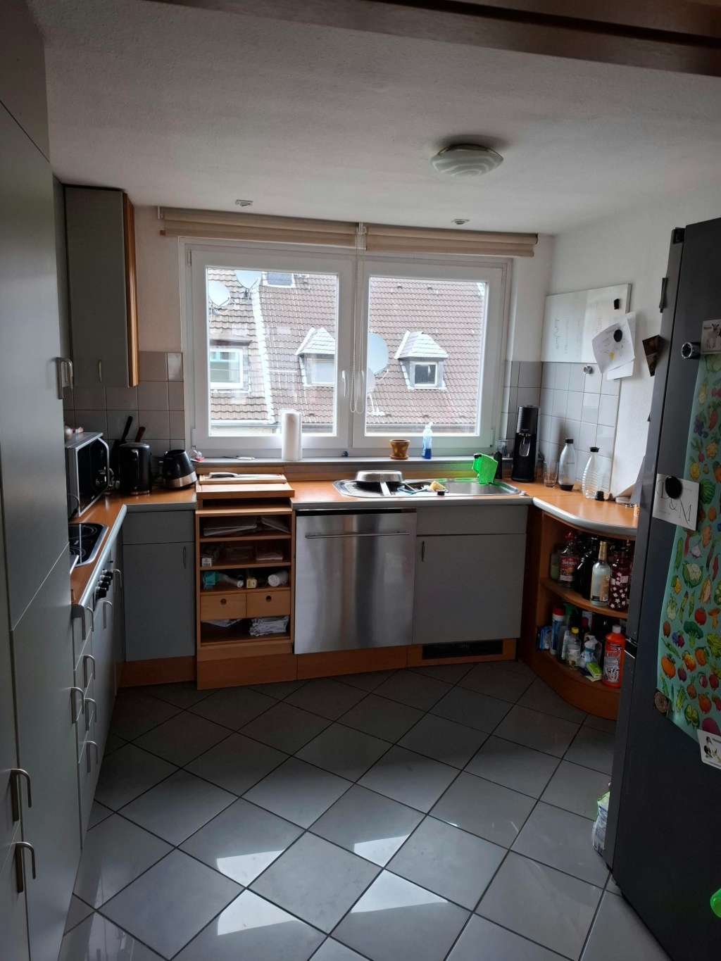 Voll möblierte Wohnung in zentraler Lage (November + Dezember) – 40215 Düsseldorf Düsseldorf – Vorschaubild 6
