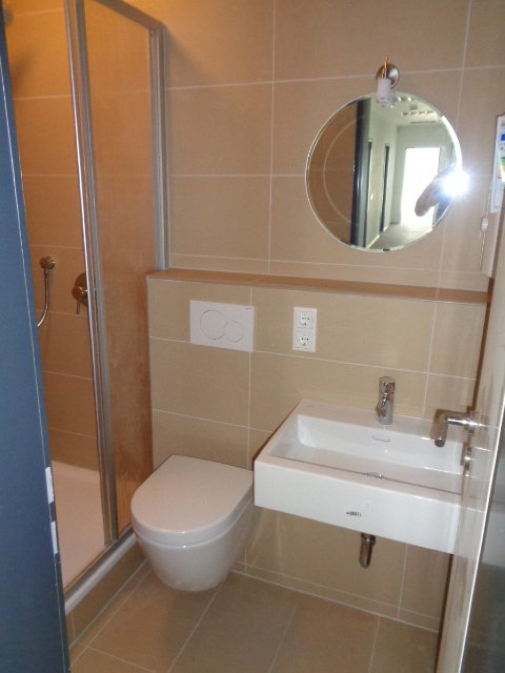 WG-Zimmer Südstadt Reuterstraße 159 - Bad 2