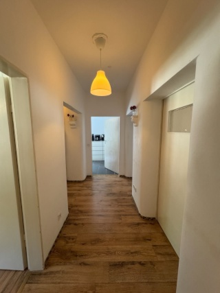 Anzeigenbild: Helle gepflegte 4-Zimmer in schönster Gegend