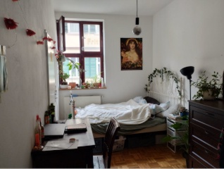 Anzeigenbild: Süßes Zimmer in 3er WG