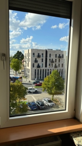 Anzeigenbild: Top 4 Zimmer WG- Wohnung zu vermieten !