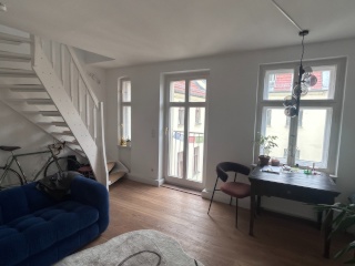 Short-term 2-room apartment in Auguststraße — photo 1