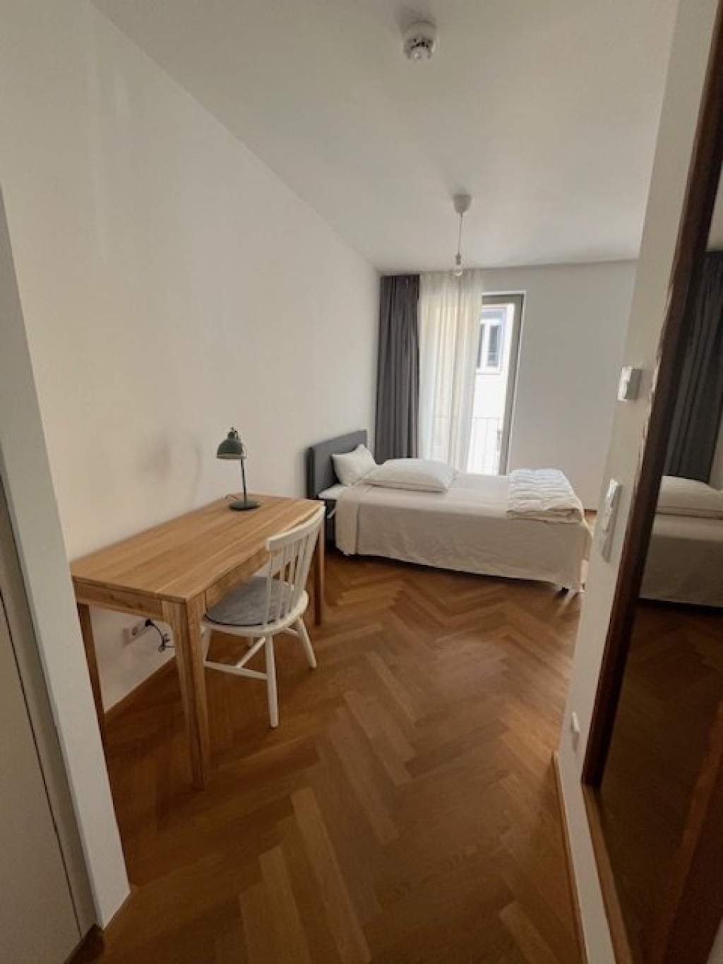 Exklusives 1 Zimmer Apartement in TOPLAGE ! – 60311 Frankfurt am Main Innenstadt – Vorschaubild 4