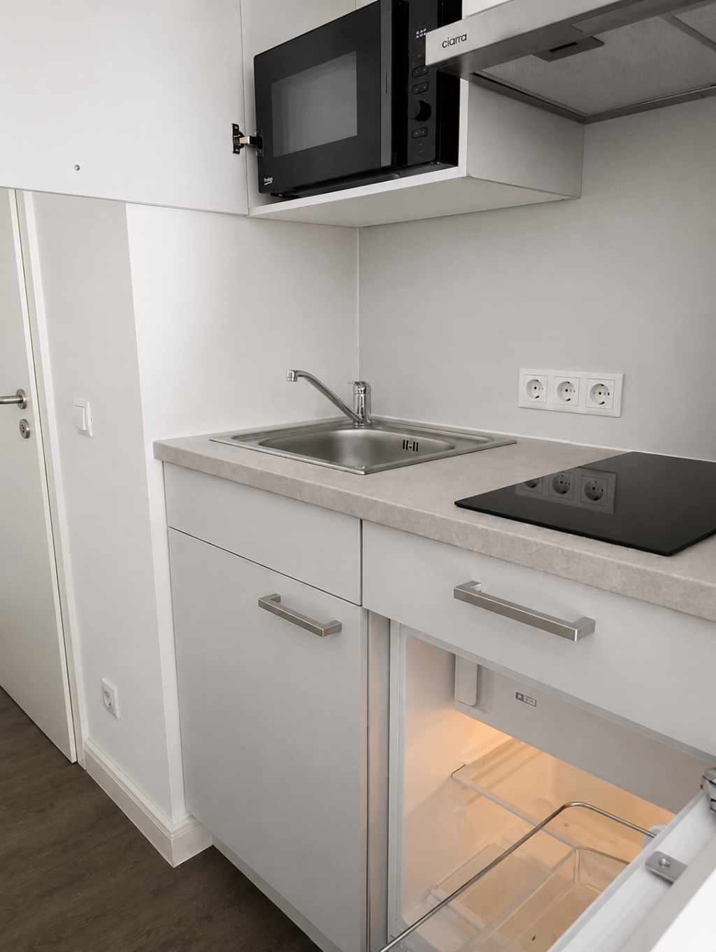 Helle 1-Zimmer-Wohnung mit Balkon - ab 01.11. zur Untermiete – 4103 Leipzig Zentrum-Südost – Vorschaubild 3