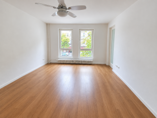 Studierende gesucht ! 4-Zimmer Wohnung in zentraler Lage — photo 1