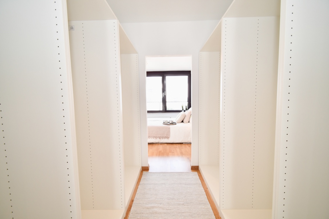 Flatshare Innenstadt T1 3 - Begehbarer Kleiderschrank