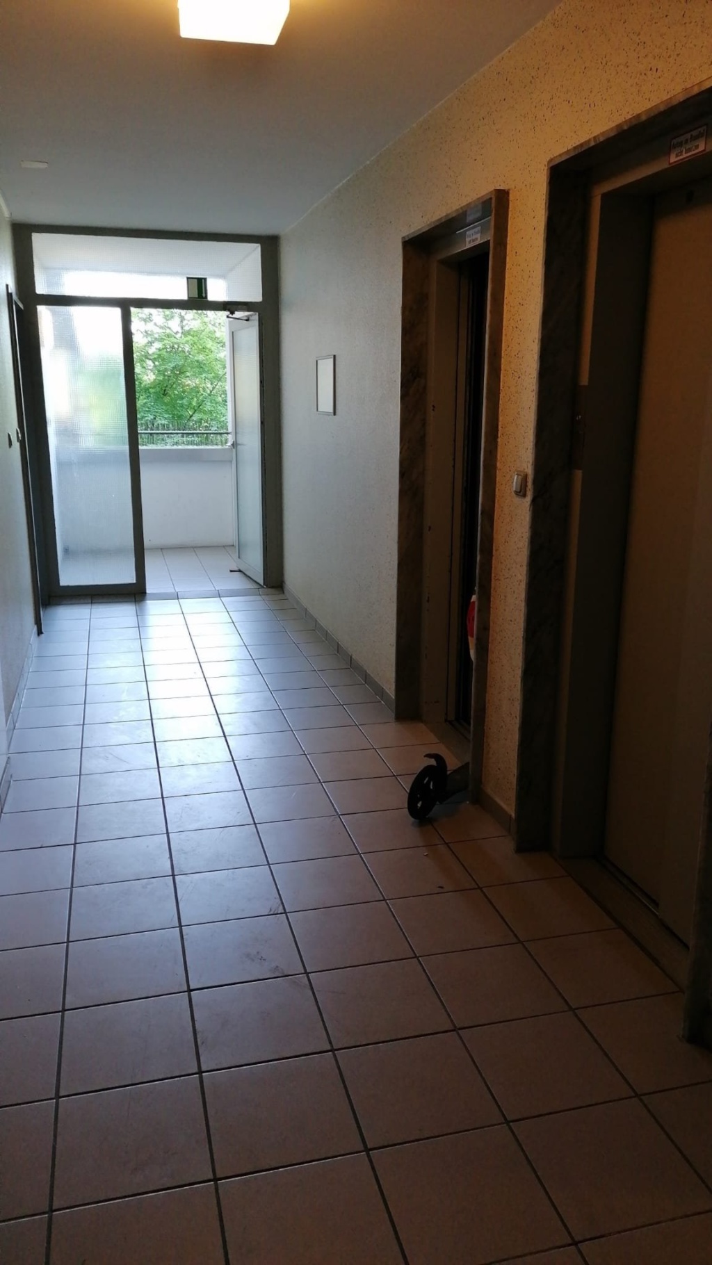 Schönes 1-Zimmer-Appartment mit Balkon - zentrale und gehobene Lage auf dem Sachsenhäuser Berg – 60598 Frankfurt am Main Sachsenhausen – Vorschaubild 16