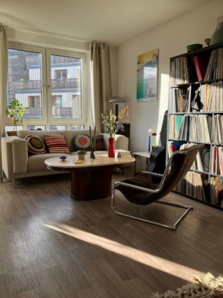 Sonnige, charmante Wohnung mit Südbalkon — photo 1