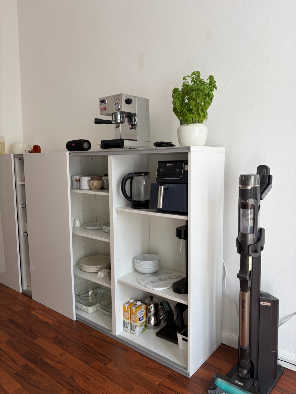 Möbilierte 65qm Wohnung im Zentrum Düsseldorf | Untermiete Dezember Januar – 40210 Düsseldorf Stadtmitte – Vorschaubild 6