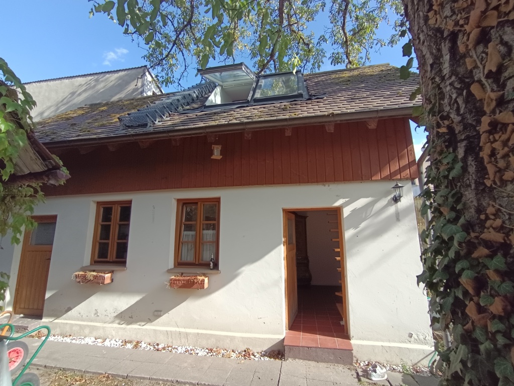 Saniertes Hinterhaus im Grünen – 15 Min bis Flughafen & Frankfurt city – 60528 Frankfurt am Main Neu-Isenburg an der Frankfurter Stadtgrenze zu Sachsenhausen – Vorschaubild 2
