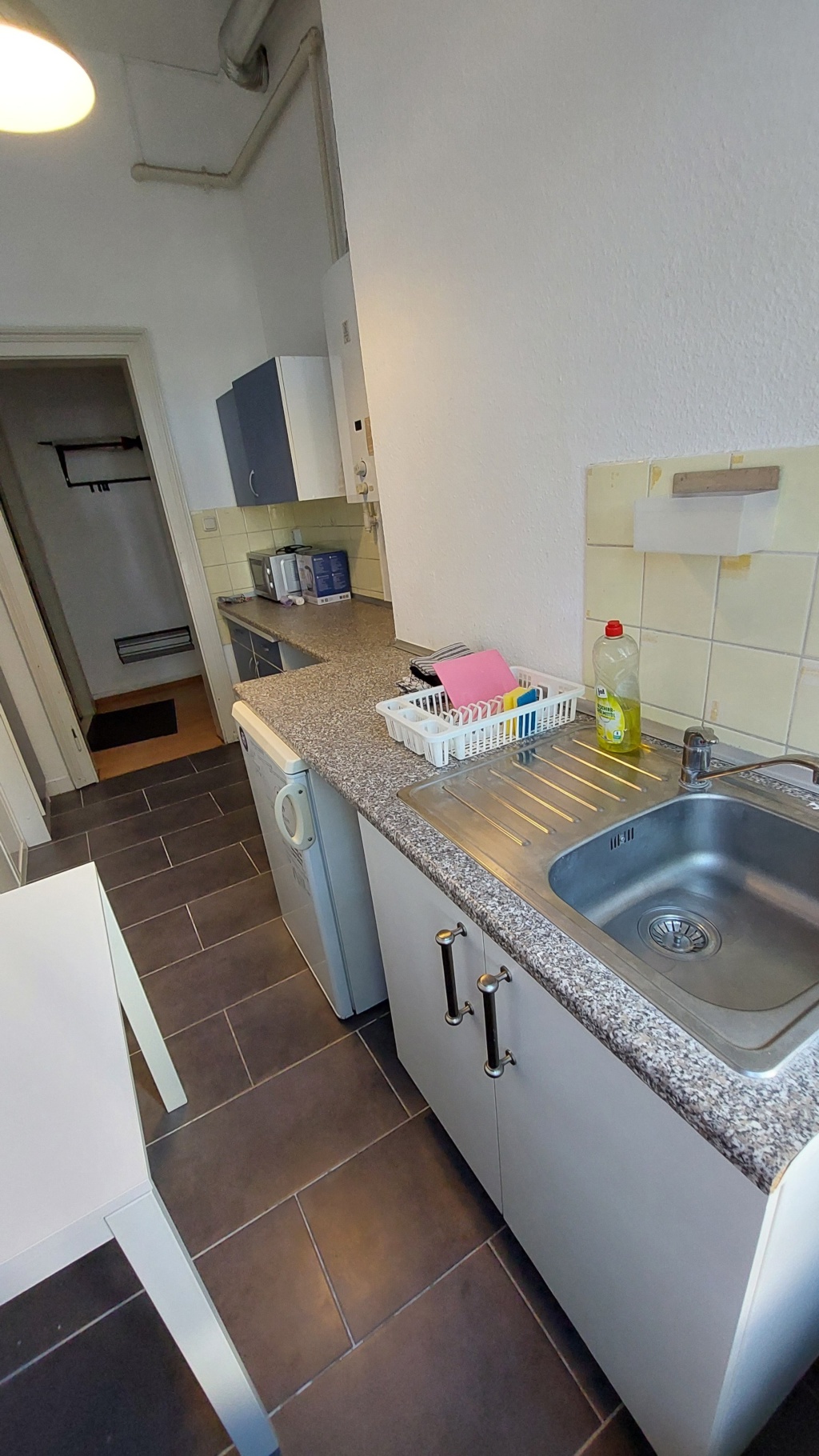 MM 14-1Zimmer, Küche, Bad-beste Lage – 60594 Frankfurt am Main Sachsenhausen – Vorschaubild 2