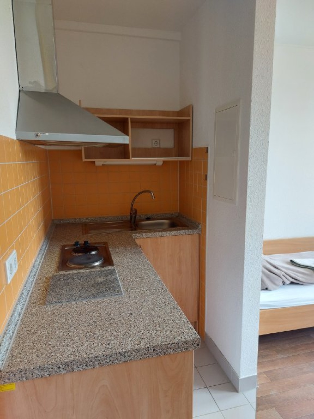 möblierte 1 Raumwohnung im Studentenwohnheim – 4277 Leipzig Marienbrunn – Vorschaubild 4