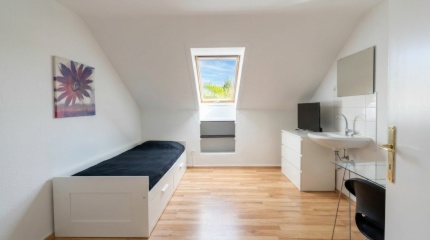 Anzeigenbild: 6 möblierte WG-Zimmer im Kreuzviertel - Strom und Internet inklusive