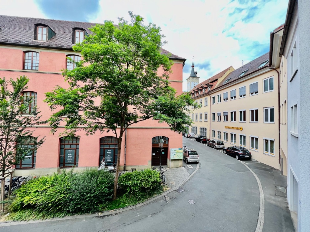 Schöne Einzimmerwohnung sucht Nachmieterin :) – 97070 Würzburg Altstadt – Vorschaubild 6