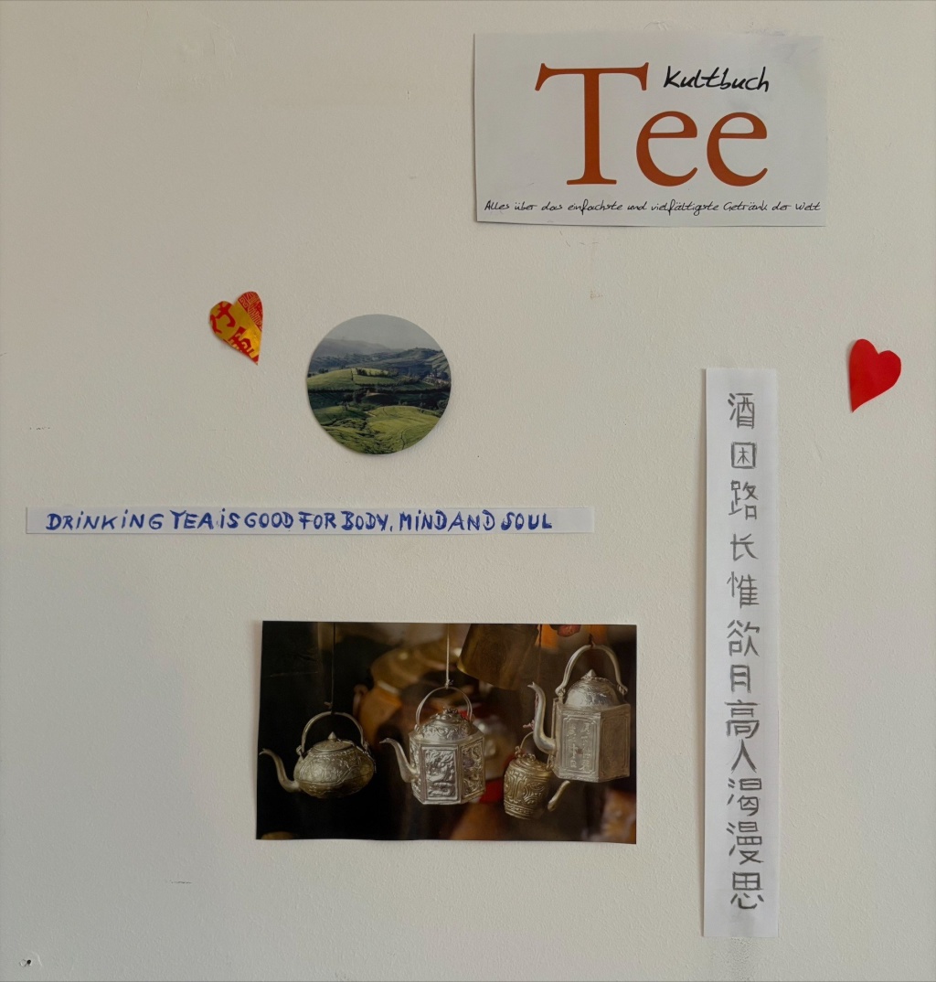 Habitación en WG Steglitz 2 geh-min vom nah-kauf birkbuschstrasse 76 - there are many tea-related quotations on the wall ... please read all 4  parts of the text - visiting with your friends takes place elsewhere ;-), many nearby cafes