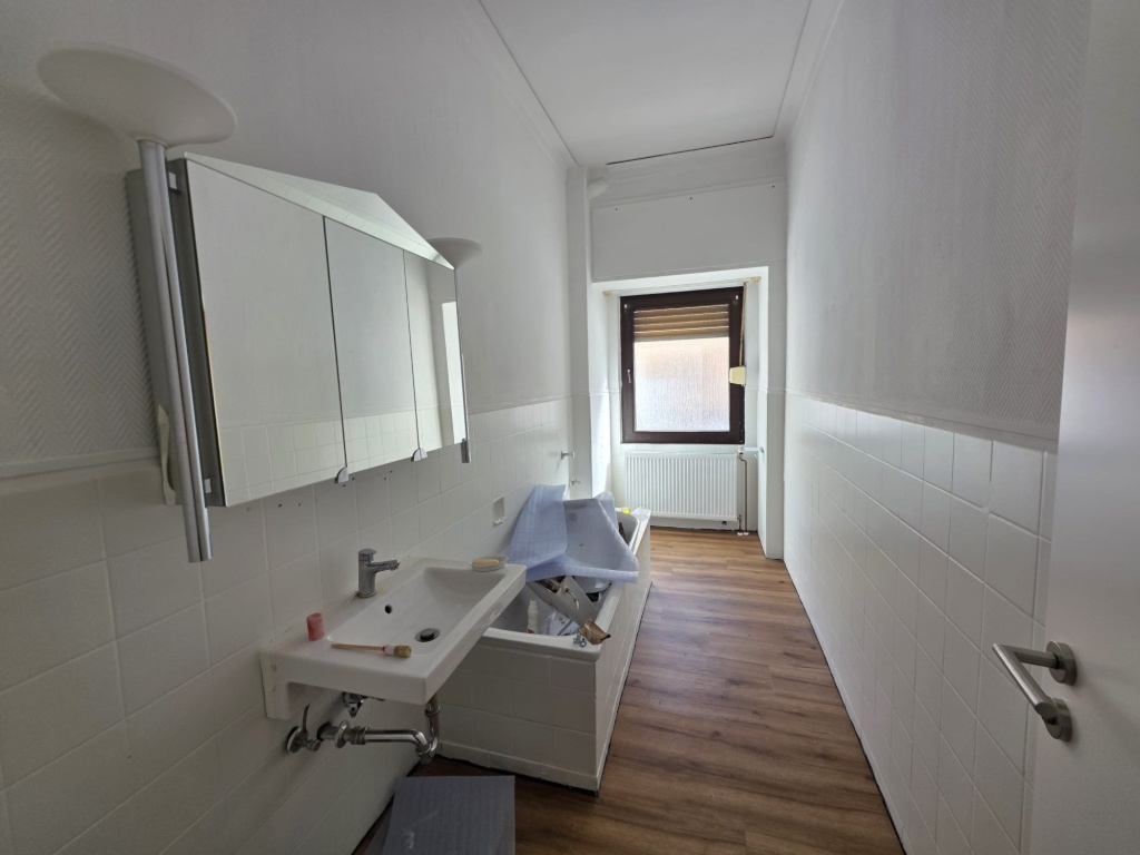 WG geeignete und sanierte Wohnung mit 4 Zimmer + Garten - MÖBLIERT – 44379 Dortmund Marten – Vorschaubild 4