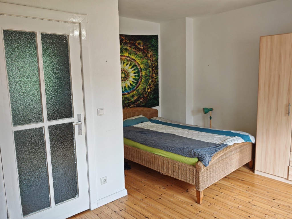 Helle möblierte Wohnung im Grünen in Barmbek zur Zwischenmiete – 22081 Hamburg Barmbek-Süd – Vorschaubild 6