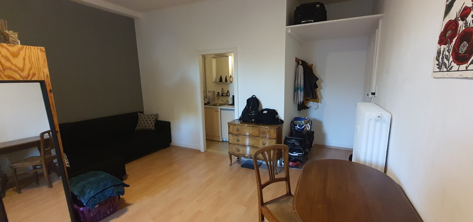 Schöne teilmöbl. 1-Zimmer-Wohnung im Altbau (Frauen) – 65189 Wiesbaden Südost – Vorschaubild 7