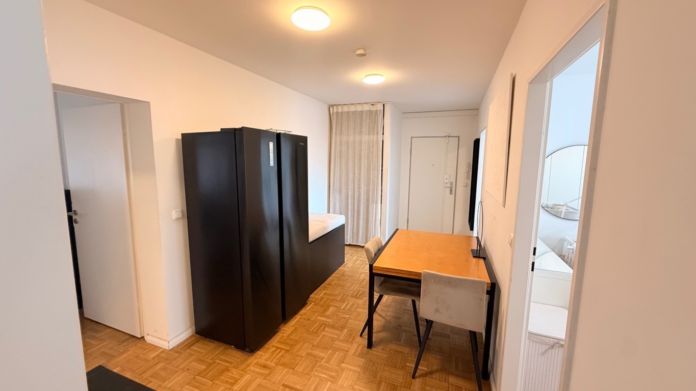 3 Zimmer Wohnung Untermiete – 10551 Berlin Mitte – Vorschaubild 4