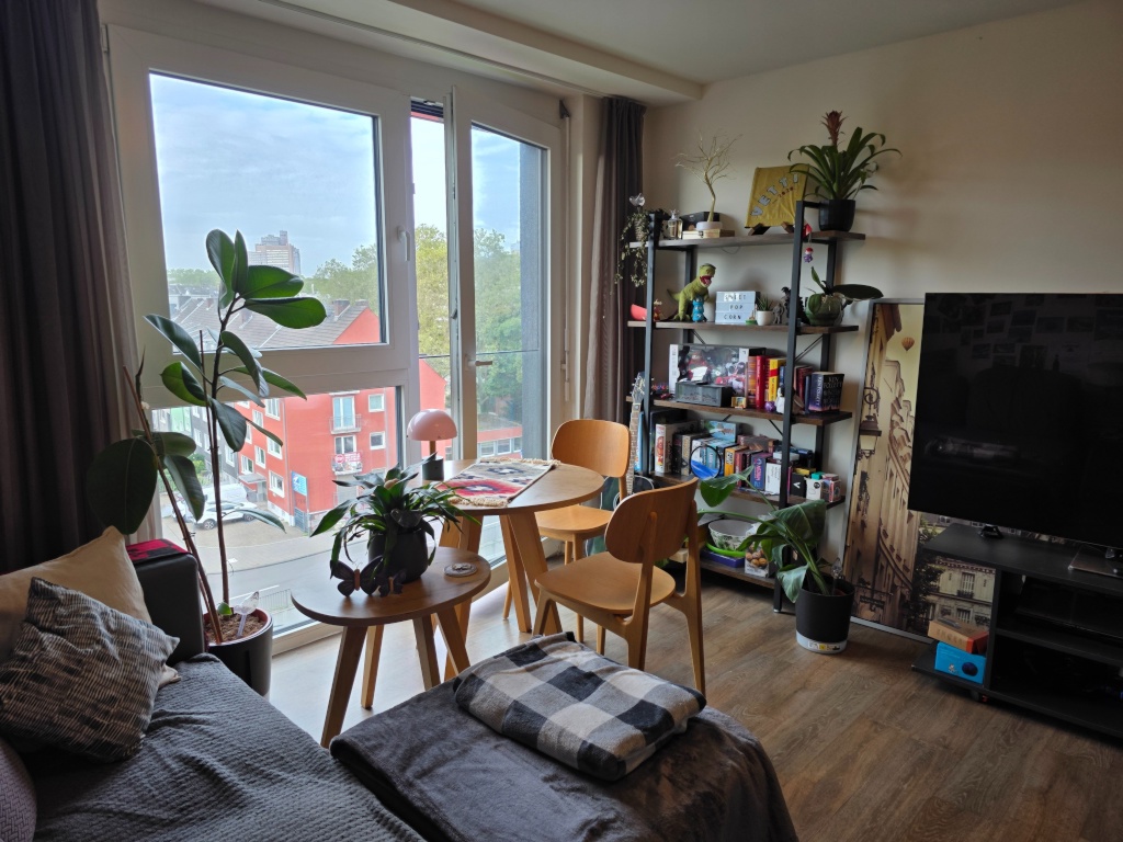 Cozy studio apartment in prime location for sublet / Gemütliche 1-Zimmerwohnung im Herzen Kölns zur Untermiete