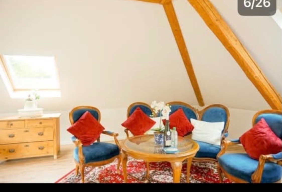Ruhiges, möbliert es Apartment Nähe, Kurpark Mi - So), alles inkl., 580 Euro pauschal – 65189 Wiesbaden Wiesbaden – Vorschaubild 4