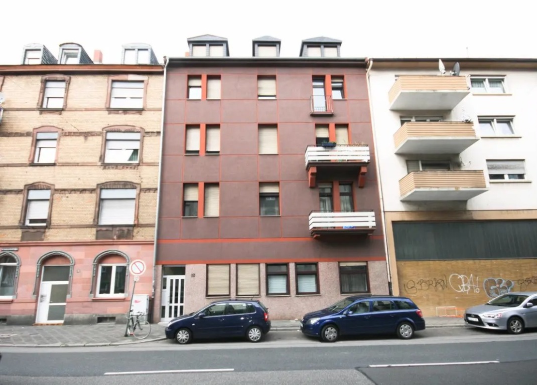 WG-Zimmer Jungbusch Schanzenstraße 26 - Die WG sind die 5 Fenster unten