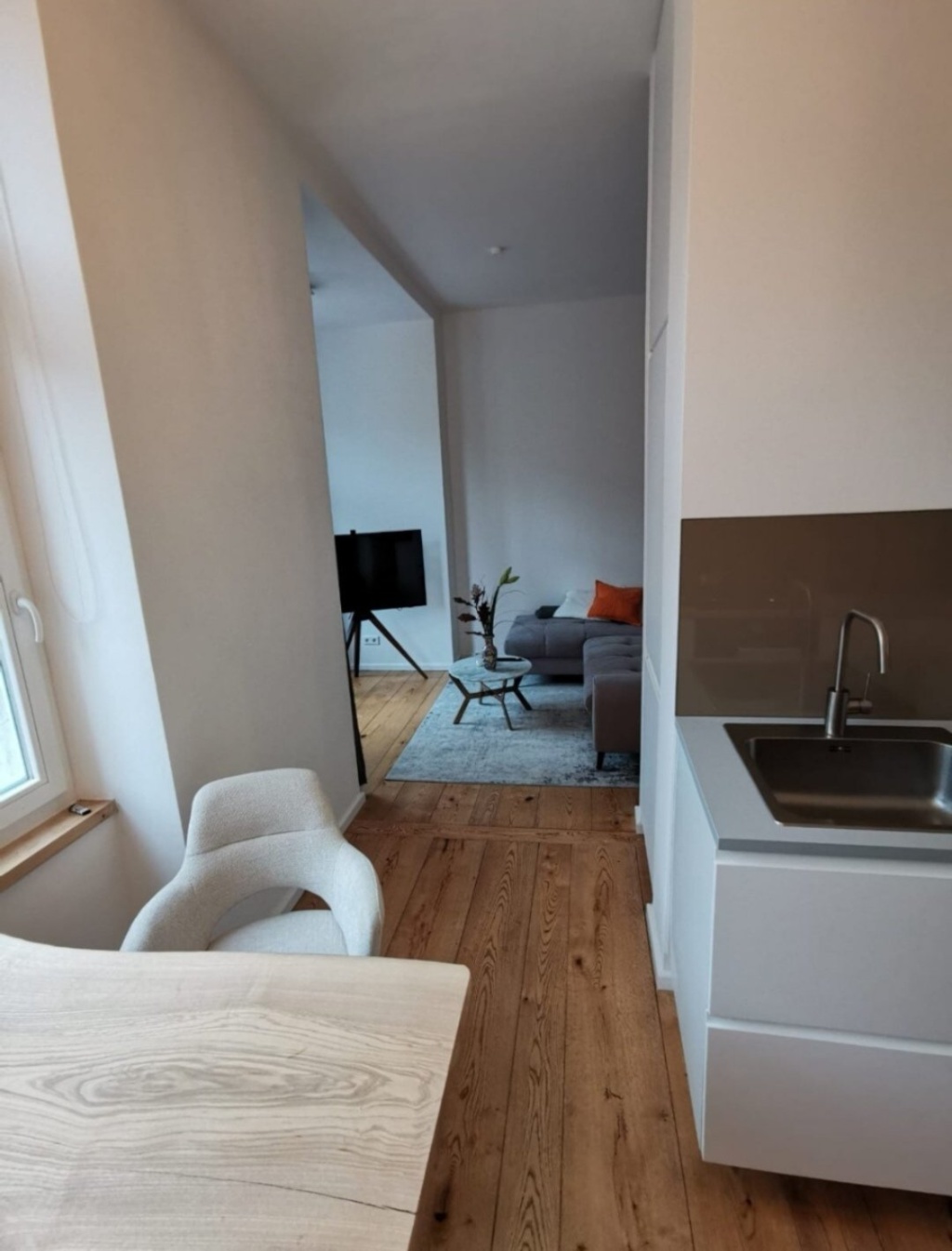 1 Zimmer Apartment ab Mitte November – 10587 Berlin Charlottenburg-Wilmersdorf – Vorschaubild 2