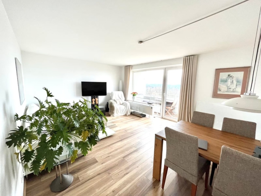 2-Zi.-Wohnung mit Panoramablick, Balkon, Aufzug und Stellplatz – 42279 Wuppertal Nächstebreck-West – Vorschaubild 2