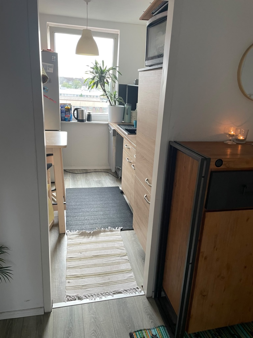 Möblierte 3-Zimmer-Wohnung zur Untermiete in Düsseldorf – 40225 Düsseldorf Bilk – Vorschaubild 7