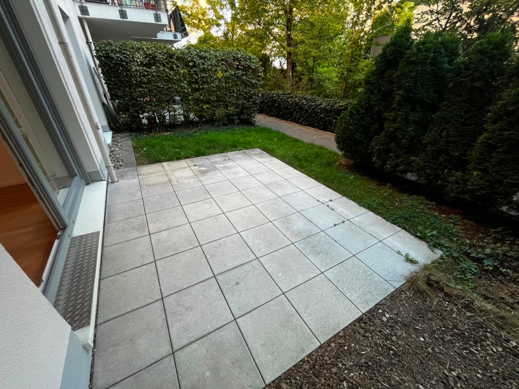 Moderne, helle 2-Zimmer Wohnung mit Terrasse in Sendling