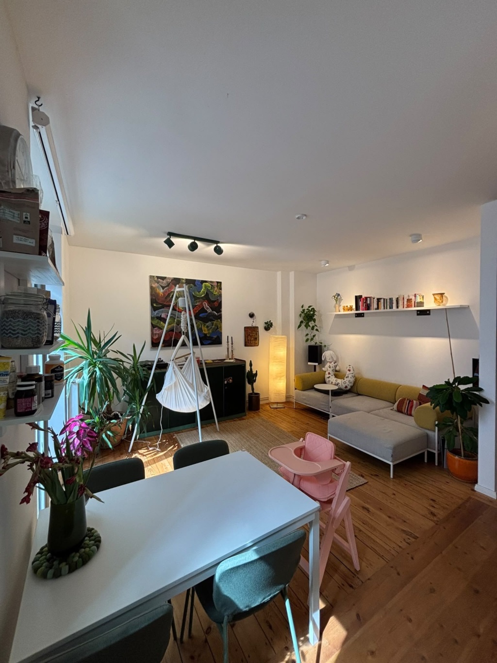 Möblierte 74qm Wohnung in Lichtenberg – 10367 Berlin Lichtenberg – Vorschaubild 2