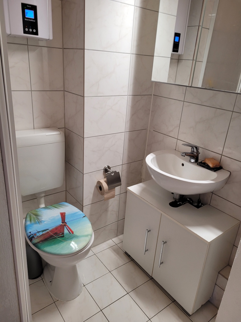 Helle möblierte Wohnung im Grünen in Barmbek zur Zwischenmiete – 22081 Hamburg Barmbek-Süd – Vorschaubild 8