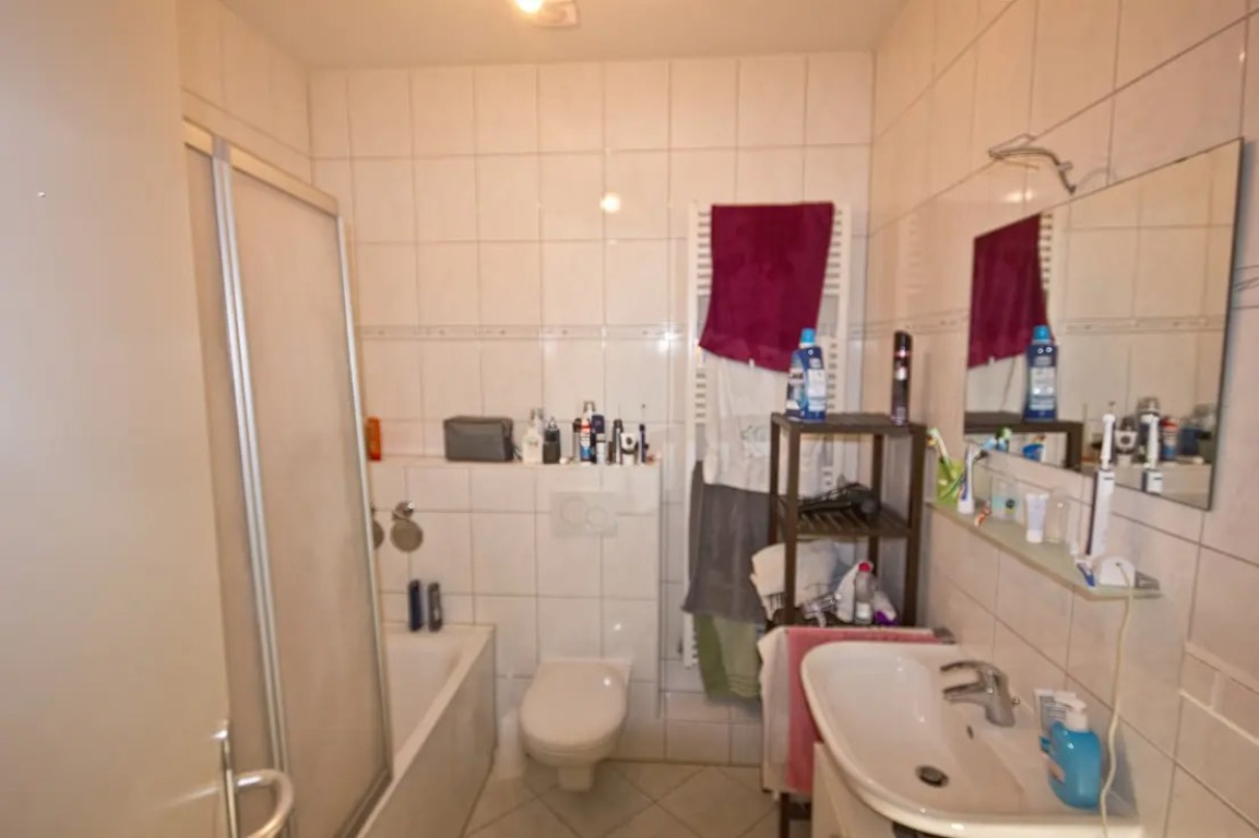 WG-Zimmer Jungbusch Schanzenstraße 26 - Bad mit Toilette