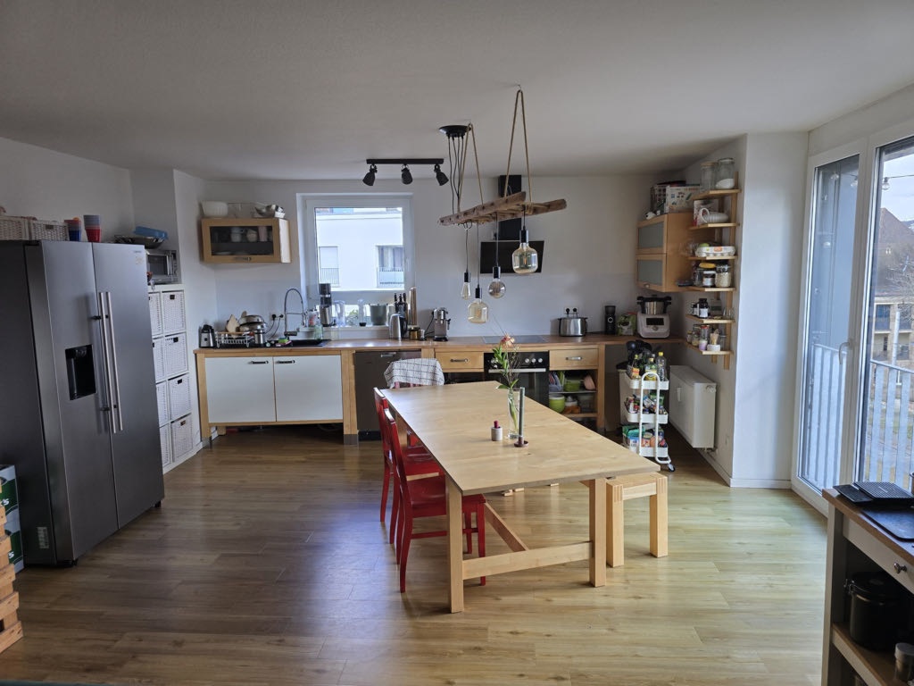 WG-Zimmer West Bebelstraße - Küche und Essbereich