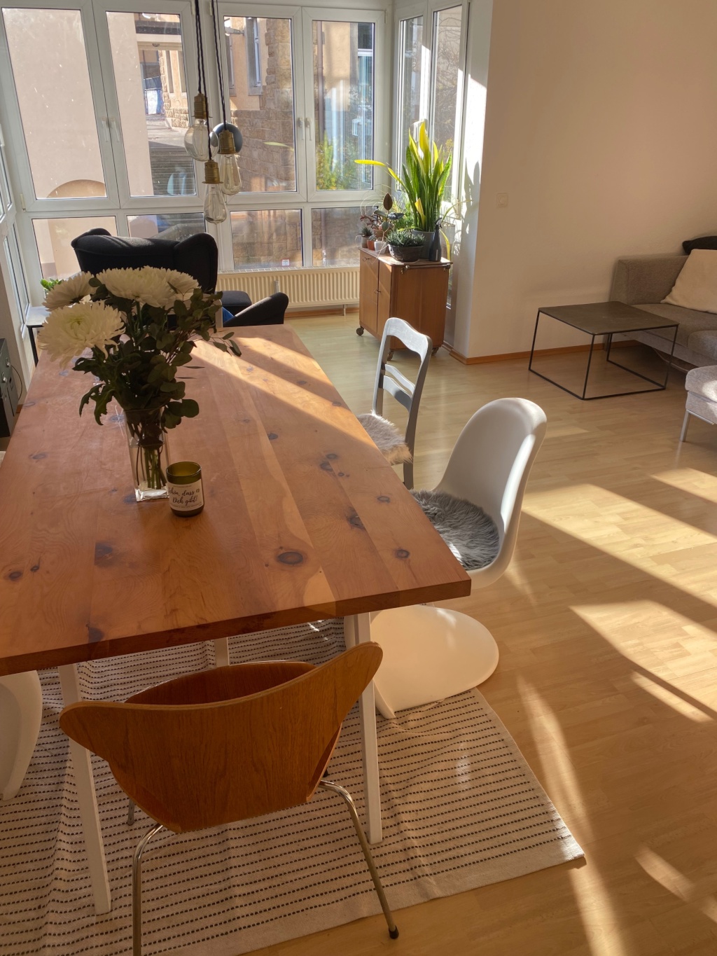 WG-Zimmer Süd Adlerstraße 56 - Wohnzimmer