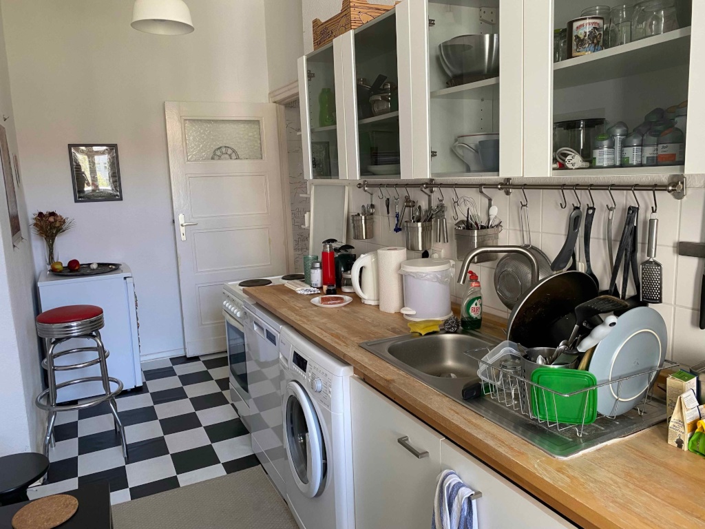 One bedroom flat in Berlin Lichtenberg for 5-6 months (possibly longer) from 4 October great location with Anmeldung – 10365 Berlin Lichtenberg – Vorschaubild 7