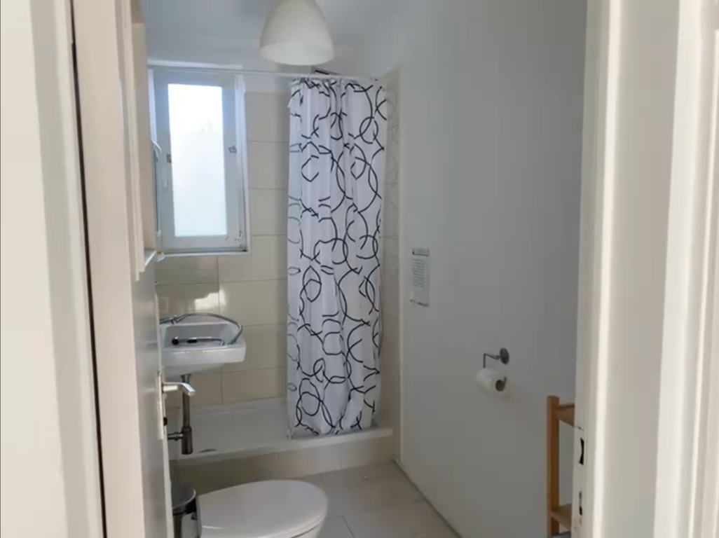 2 Zi Wohnung mit Balkon in Charlottenburg – 14059 Berlin Charlottenburg – Vorschaubild 6