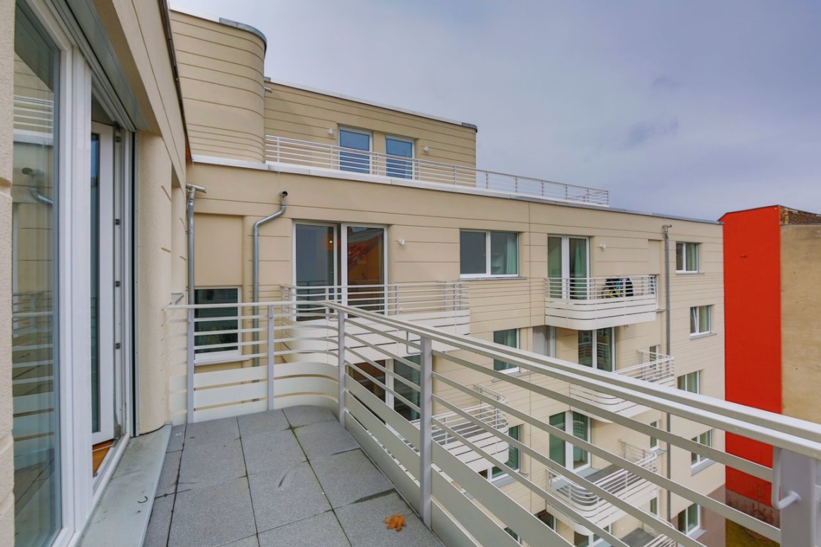 Helles Zimmer in moderner Wohnung in der Nazarethkirchstraße – 13347 Berlin – Vorschaubild 5