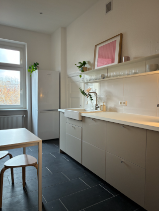 Top-Lage! Zwischenmiete für 4 - 5 Monate — photo 1
